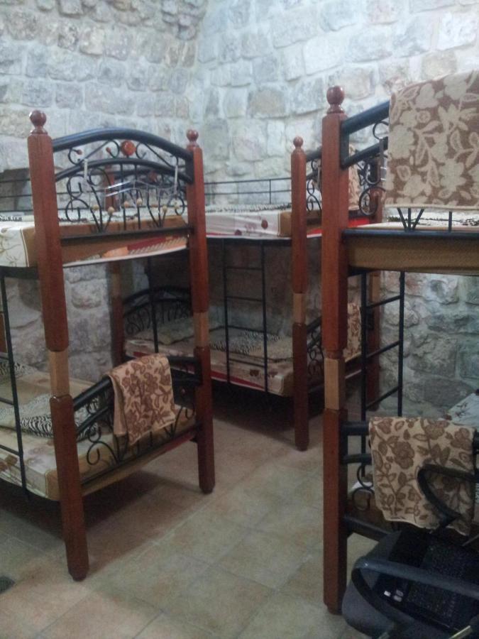 Bab El-Silsileh Hostel Jeruzalem Buitenkant foto