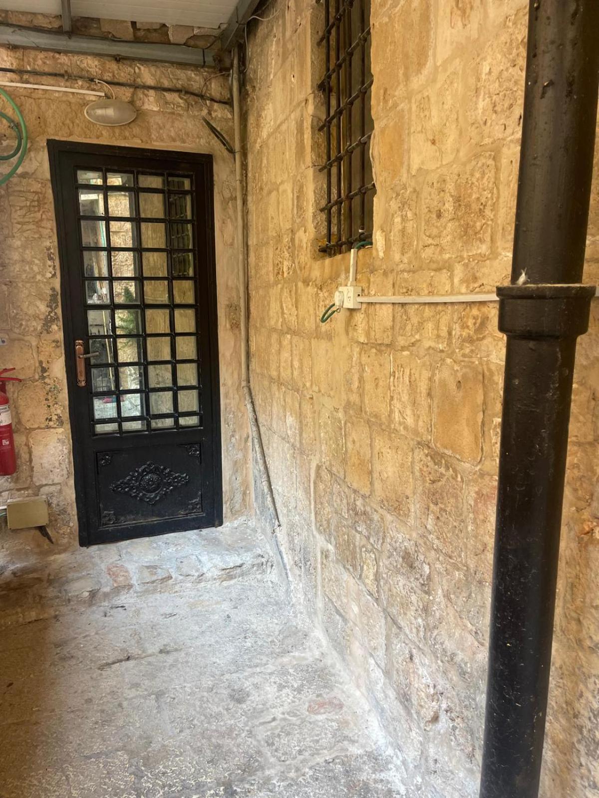 Bab El-Silsileh Hostel Jeruzalem Buitenkant foto
