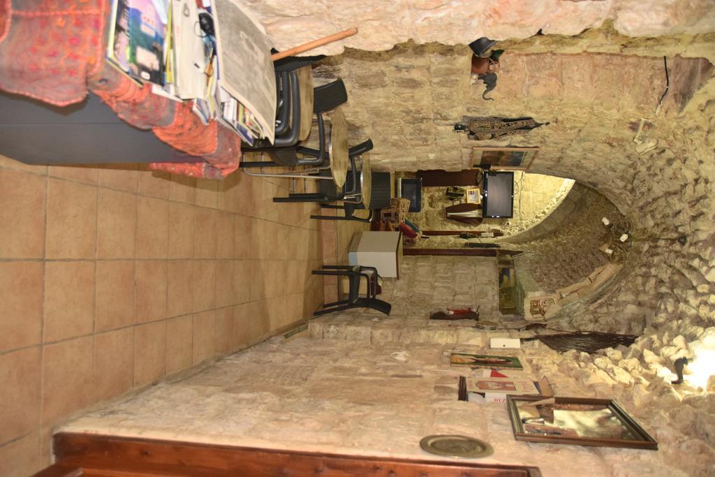 Bab El-Silsileh Hostel Jeruzalem Buitenkant foto