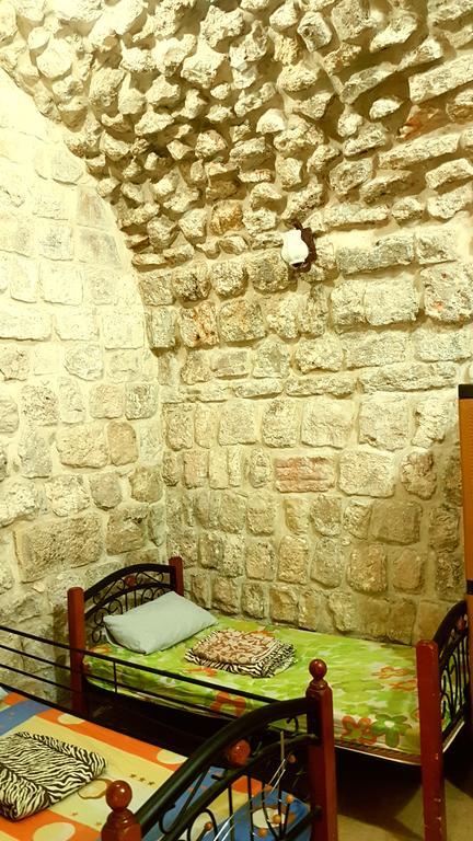 Bab El-Silsileh Hostel Jeruzalem Buitenkant foto