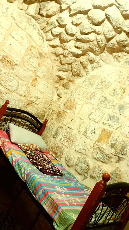 Bab El-Silsileh Hostel Jeruzalem Buitenkant foto