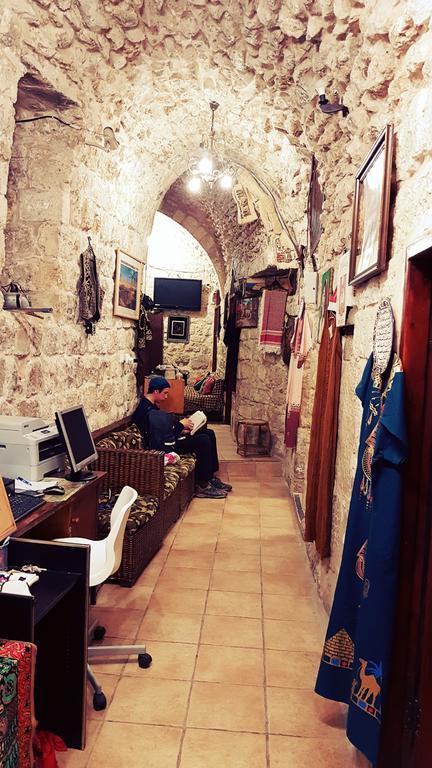 Bab El-Silsileh Hostel Jeruzalem Buitenkant foto