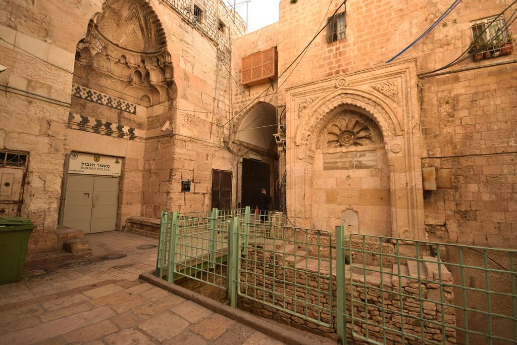 Bab El-Silsileh Hostel Jeruzalem Buitenkant foto